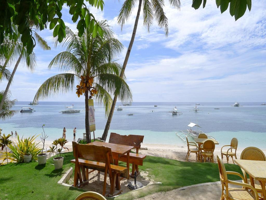 Isis Bungalows Hotel Panglao Kültér fotó