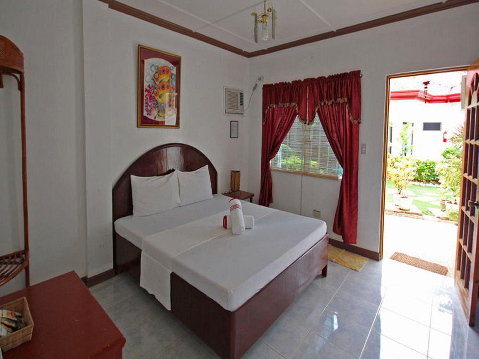 Isis Bungalows Hotel Panglao Kültér fotó